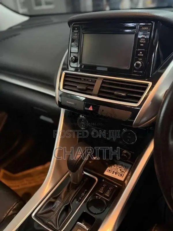 Mitsubishi Eclipse Cross HIGHLIGHTS SPEC 2018 SUV (Used)