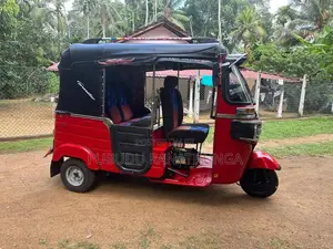 Bajaj RE 2014 Three Wheel (Used)