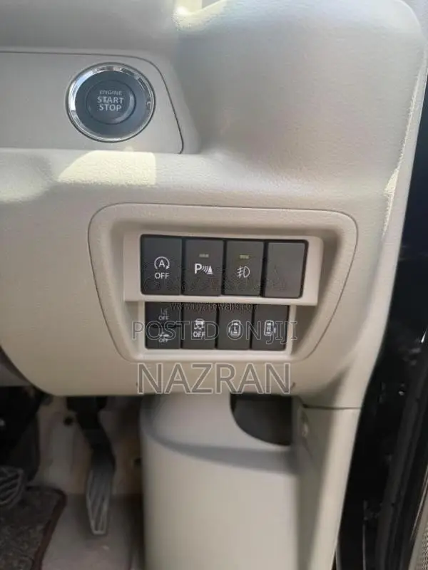 Nissan Clipper Wagon 2022 Van (Used)