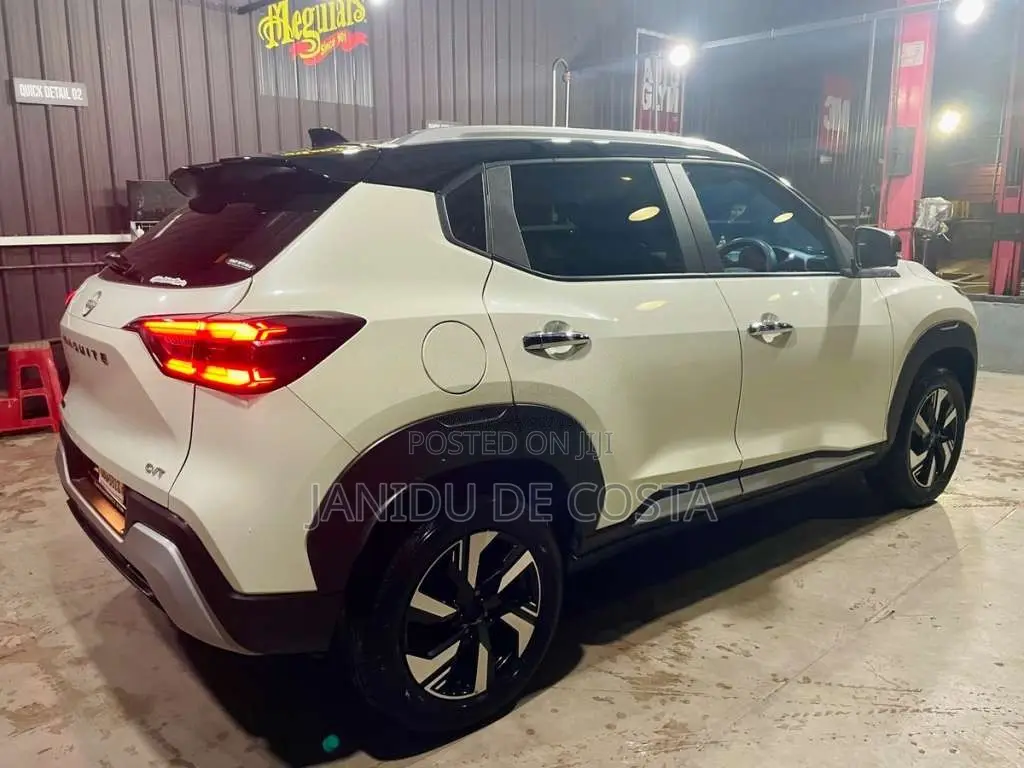 Nissan Magnite CVT Turbo N-Connecta 2025 SUV (Used)