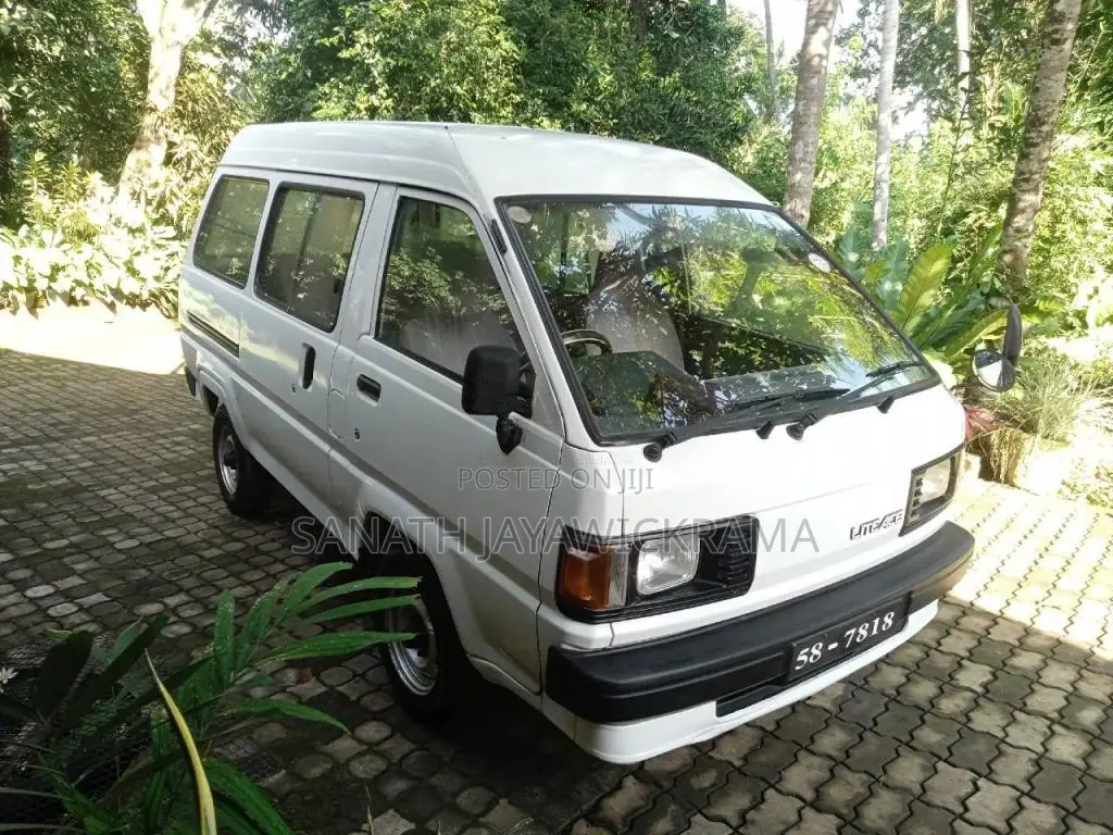 Toyota CM36 1991 Van (Used)