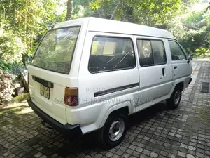 Toyota CM36 1991 Van (Used)