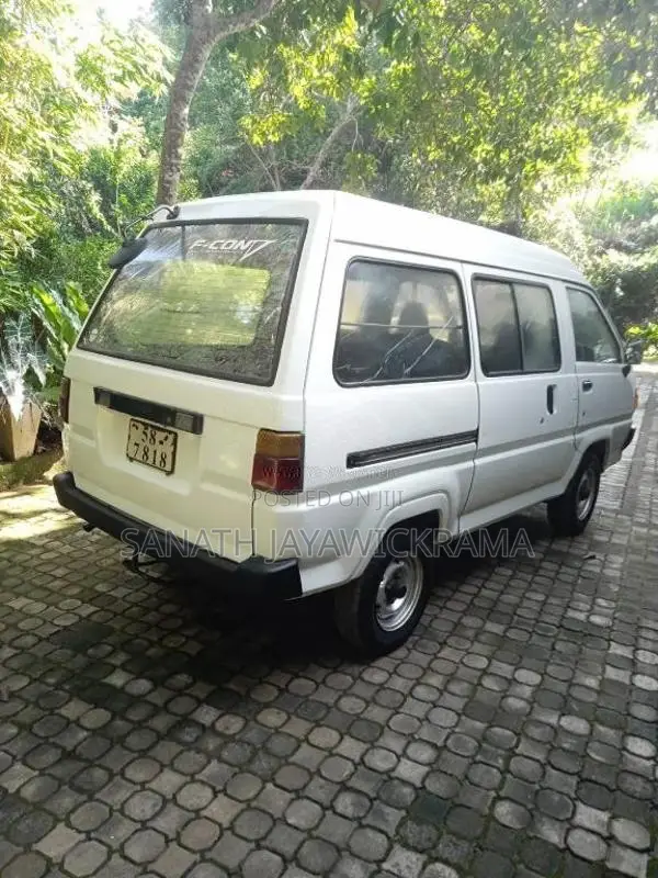 Toyota CM36 1991 Van (Used)