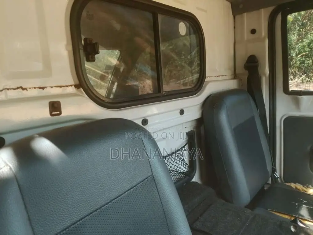 Tata Dimo Batta 2006 Lorry (Used)