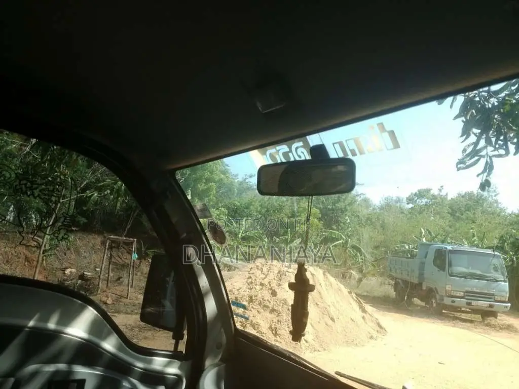 Tata Dimo Batta 2006 Lorry (Used)