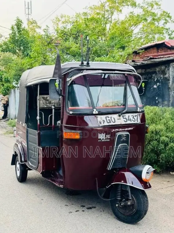 Bajaj 2 Stroke 2002 Three Wheel (Used)