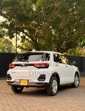Toyota Raize 2025 SUV (Used)