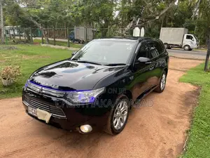Mitsubishi Outlander 2014 SUV (Used)