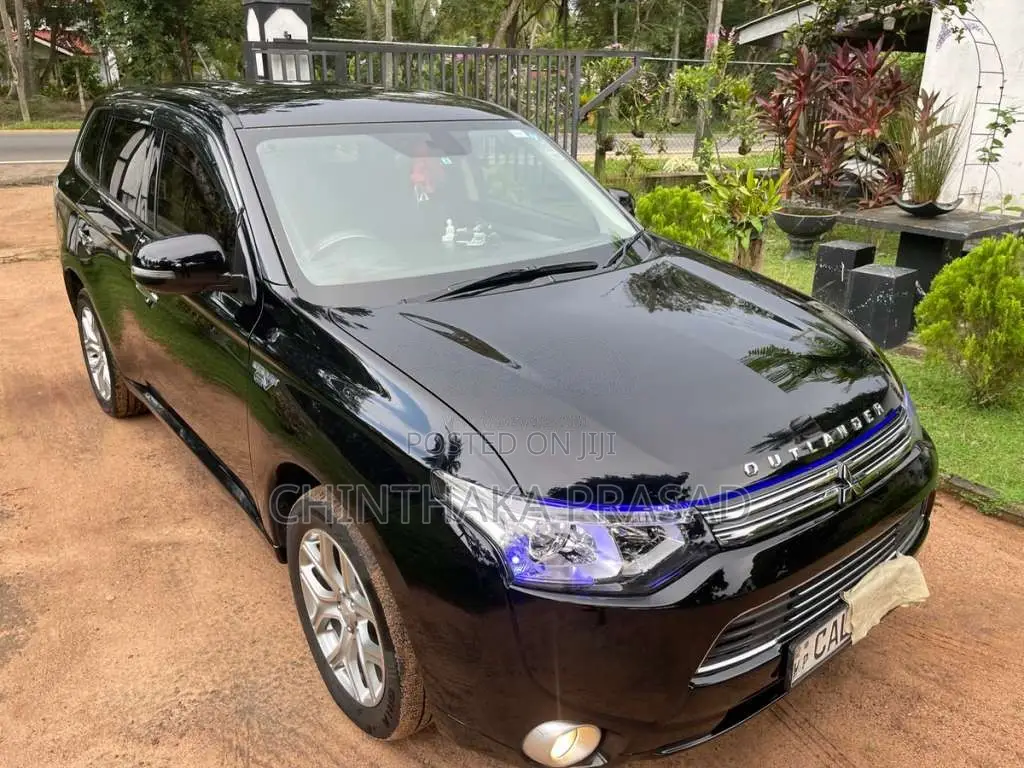 Mitsubishi Outlander 2014 SUV (Used)