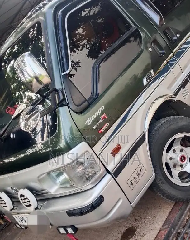 Nissan Vanette 2005 Van (Used)