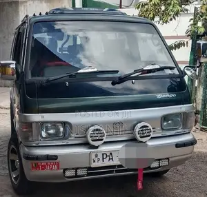 Nissan Vanette 2005 Van (Used)