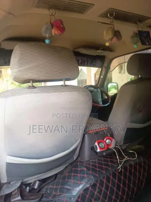 Nissan Caravan 1995 Van (Used)
