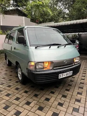Toyota Lotto CR27 1992 Van (Used)