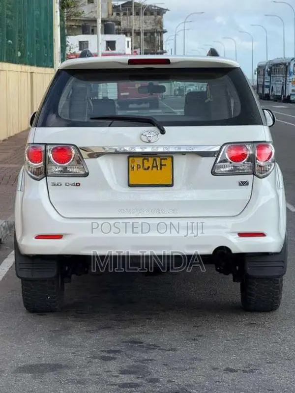 Toyota Fortuner 2015 SUV (Used)