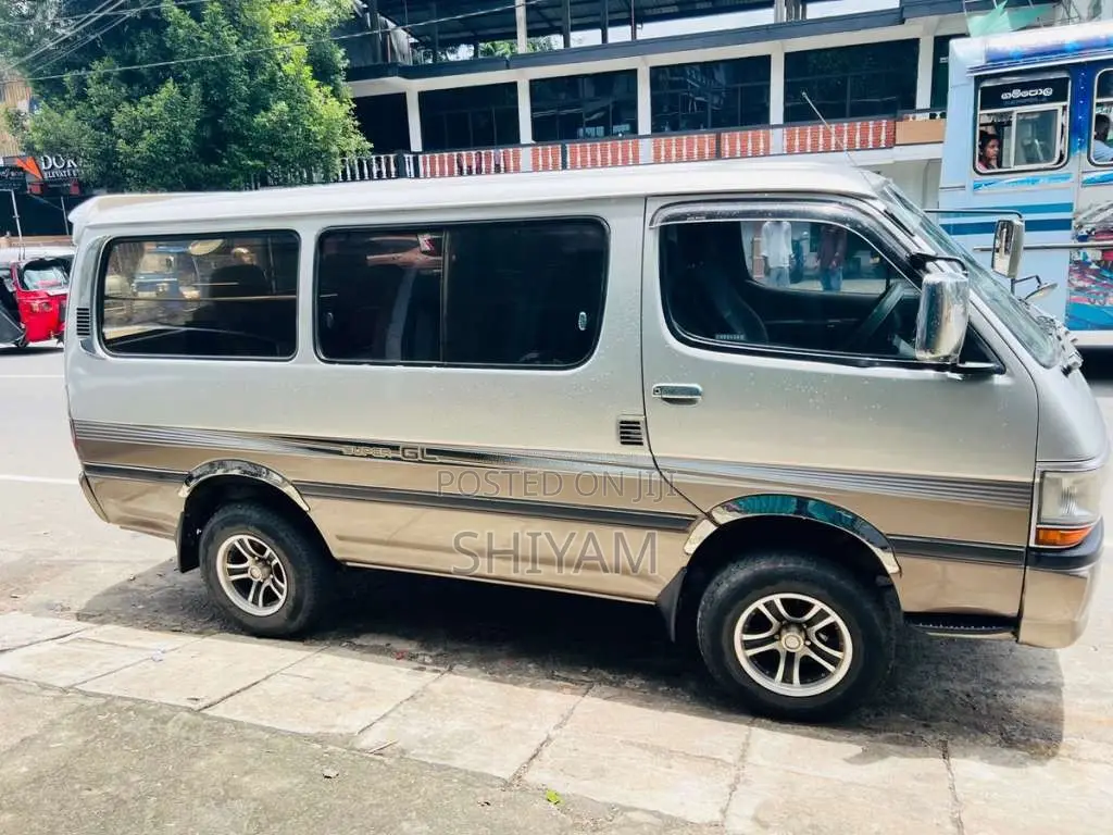 Toyota HIACE 1996 Van (Used)