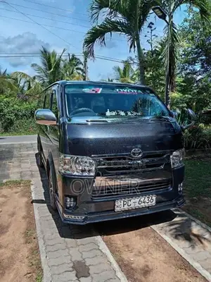 Toyota KDH Super GL 2006 Van (Used)