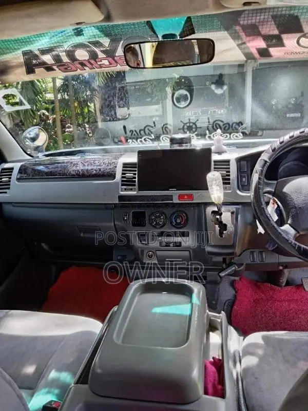 Toyota KDH Super GL 2006 Van (Used)