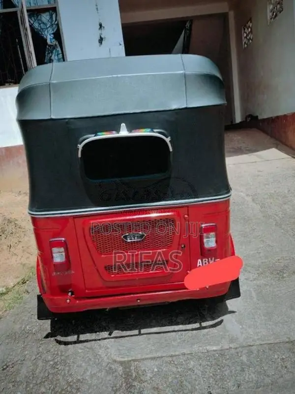 Bajaj RE 2025 Three Wheel (Used)