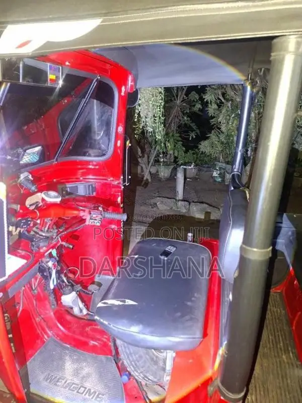 Bajaj 2 Stroke 2006 Three Wheel (Used)