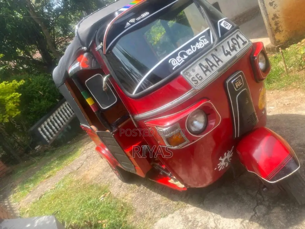 Bajaj RE 2013 Three Wheel (Used)