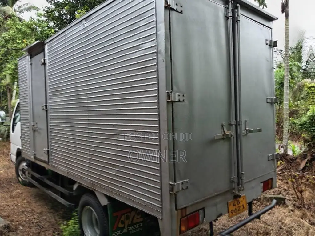 Isuzu Full Body 14.5 1992 Lorry (Used)