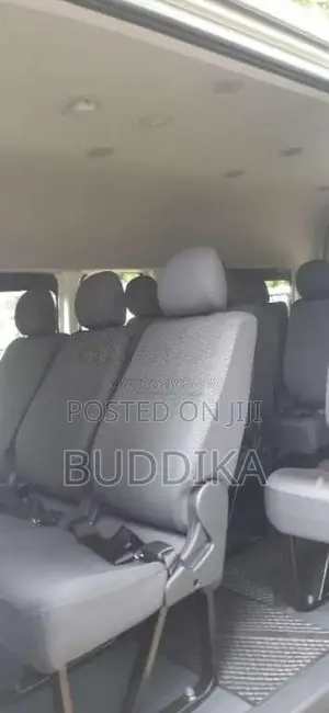 Toyota KDH 2025 Van (Used)
