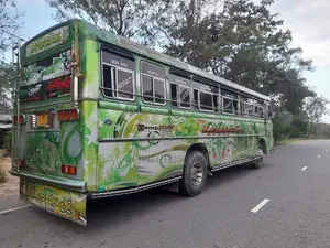 Ashok-Leyland Viking 2004 Bus (Used)