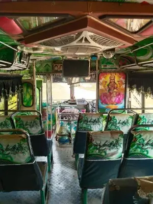 Ashok-Leyland Viking 2004 Bus (Used)