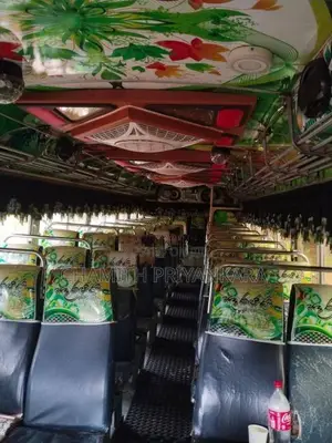Ashok-Leyland Viking 2004 Bus (Used)