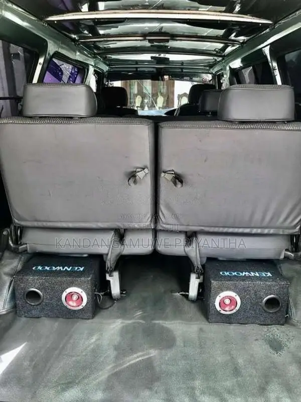 Toyota Lotto 1998 Van (Used)