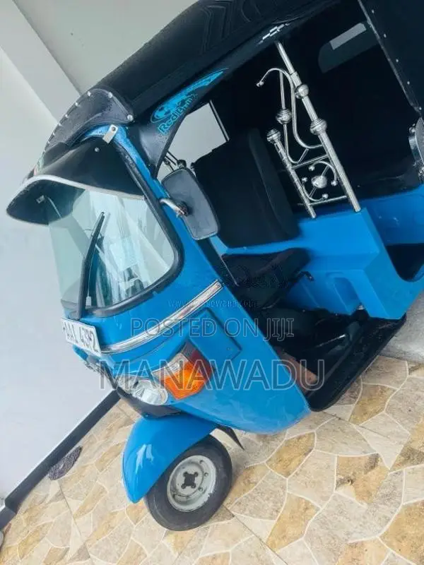 Bajaj RE 2013 Three Wheel (Used)