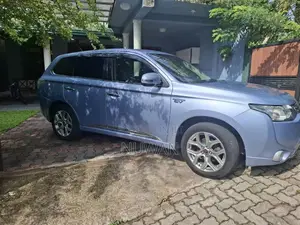 Mitsubishi Outlander 2014 SUV (Used)