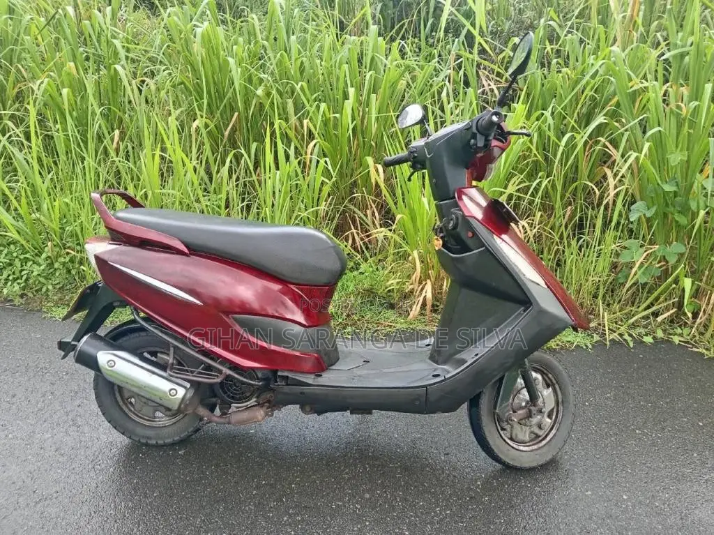 Bajaj Kristal 2009 Motorbike (Used)