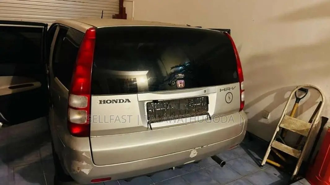Honda HR-V 2003 SUV (Used)