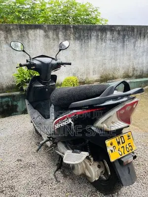TVS Scooty Streak 2011 Motorbike (Used)