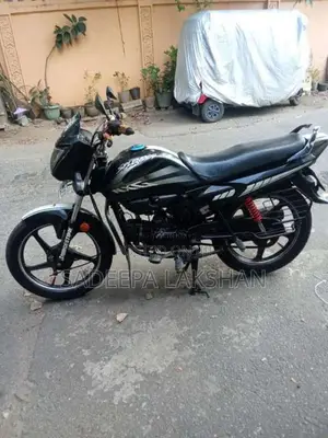 Hero-Honda Splendor 2015 Motorbike (Used)
