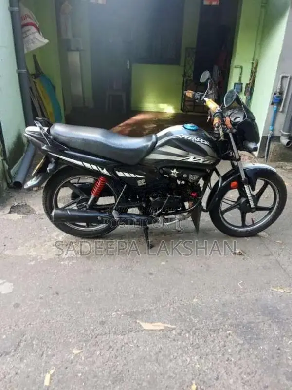 Hero-Honda Splendor 2015 Motorbike (Used)