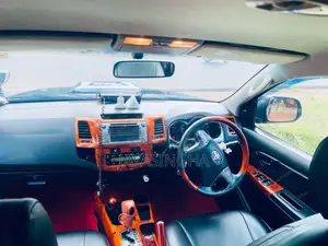 Toyota Hilux 2015 Pickup (Used)