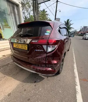 Honda Vezel 2014 SUV (Used)