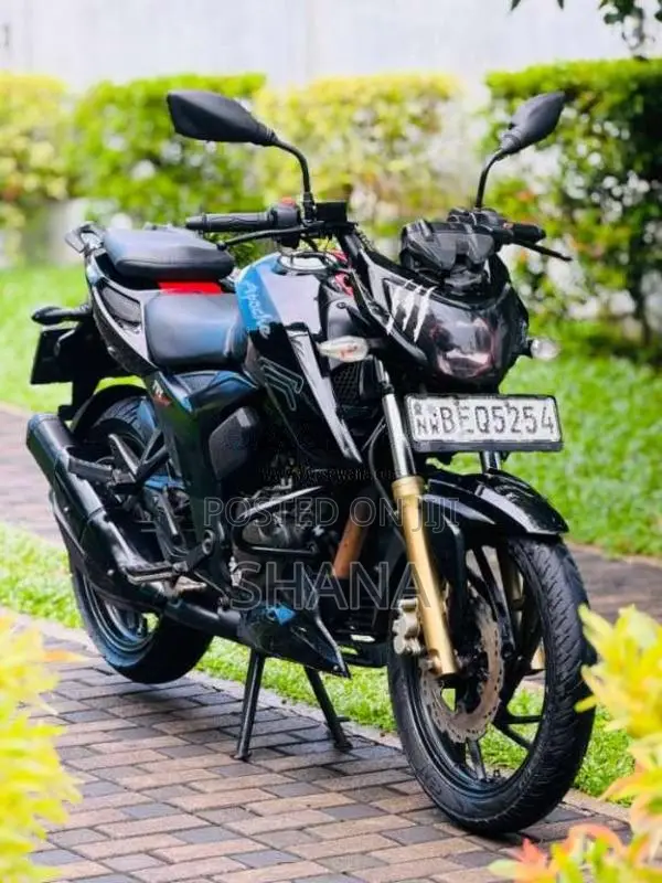 TVS Apache RTR 200 2016 Motorbike (Used)