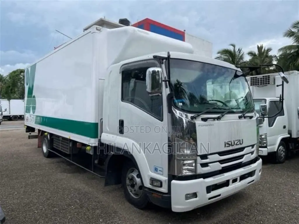 Isuzu Forward 2016 Lorry (Used)