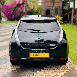 Nissan Leaf 2012 Car (Used)