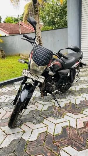 Bajaj Platina 2010 Motorbike (Used)