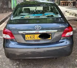 Toyota Yaris 2011 Car (Used)