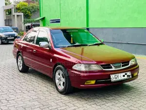 Toyota Carina 2000 Car (Used)