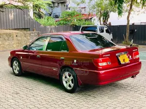 Toyota Carina 2000 Car (Used)