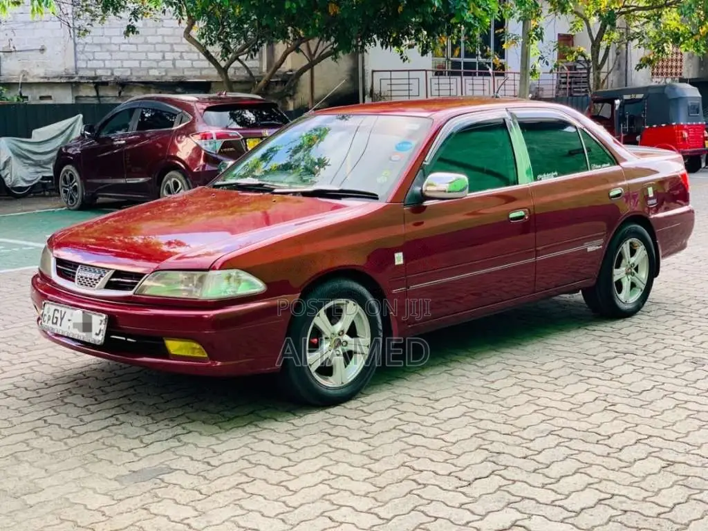 Toyota Carina 2000 Car (Used)