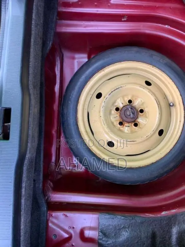 Toyota Carina 2000 Car (Used)