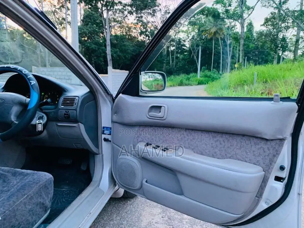 Toyota Sprinter 1999 Car (Used)