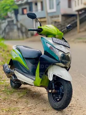 Honda Dio 2015 Motorbike (Used)